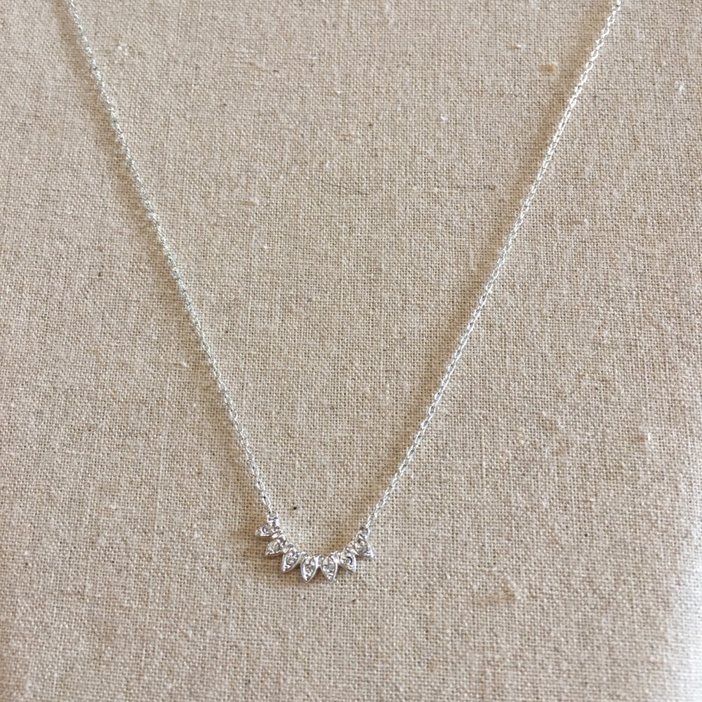 Stella and dot delicate layering necklace